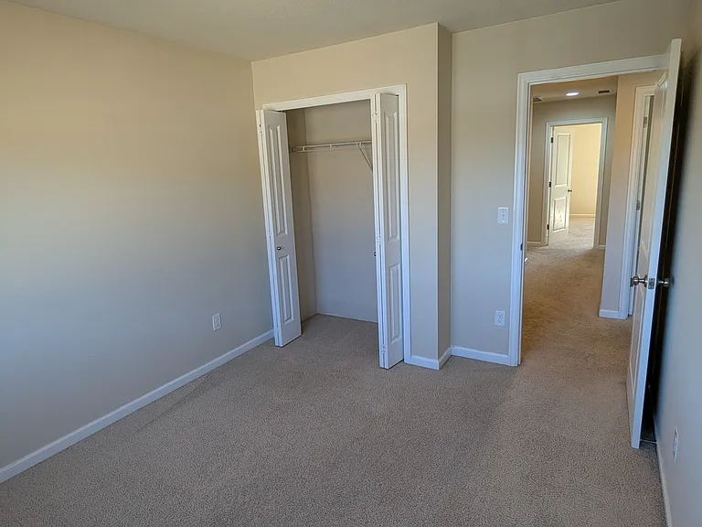 11810 NE 128th Pl — Photo 35