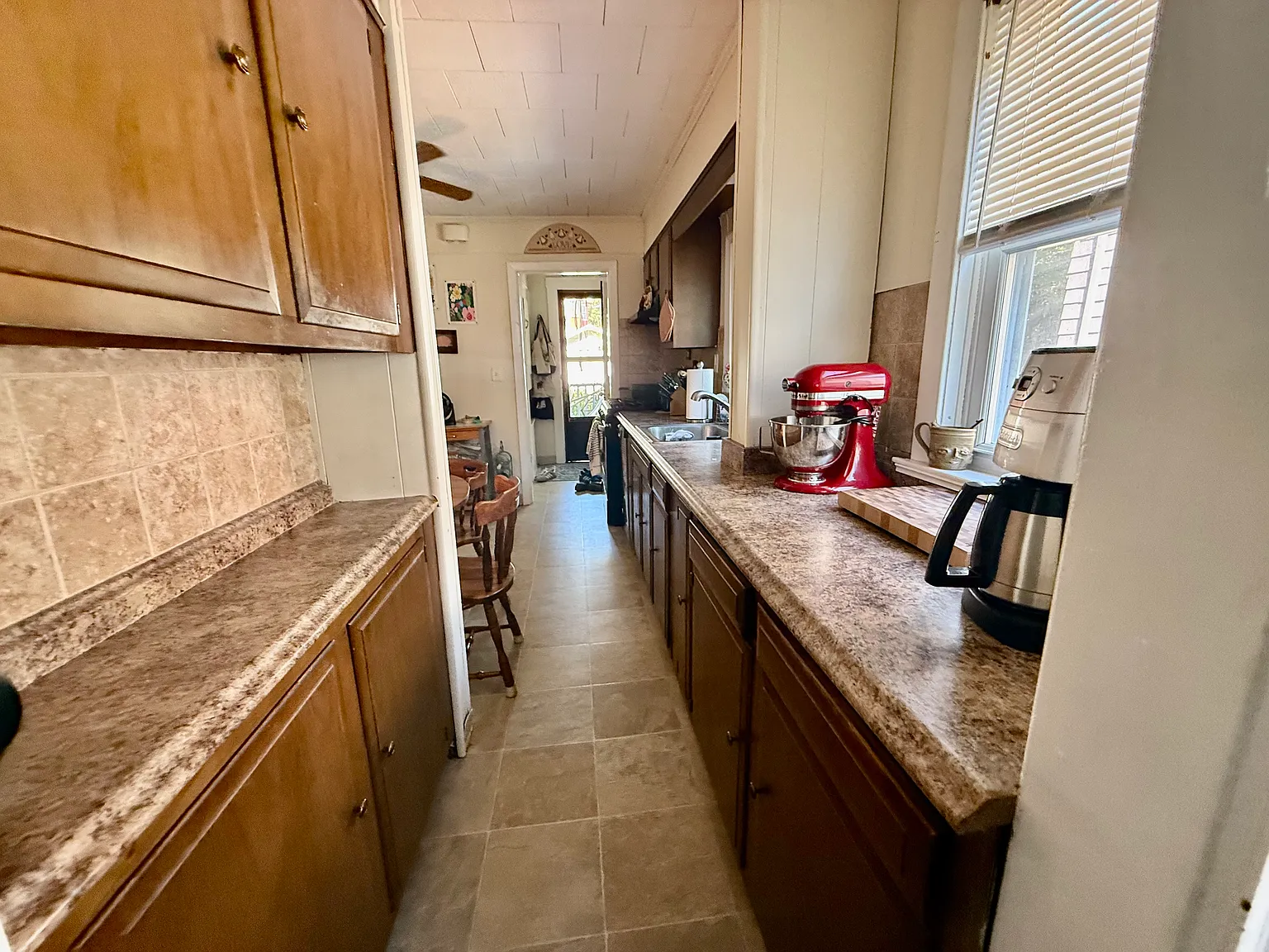 8 bed, $10,800 — Photo 3