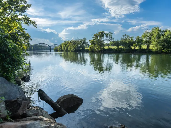 Reserve at Three Ridges
