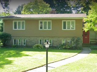 1507 Rose Virginia Rd, Wyomissing, PA 19610