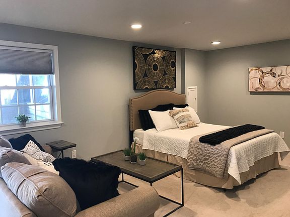 2nd image of 3717 Dellabrooke St #1A