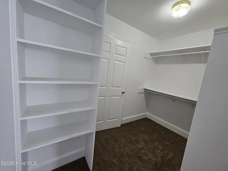 102 White Oak Dr — Photo 21