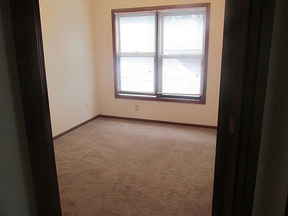 2082 - Room 1_10292014