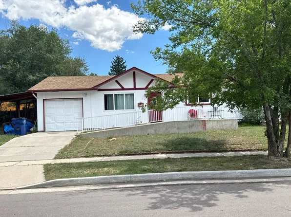 271 Vehr Dr, Colorado Springs, CO 80916