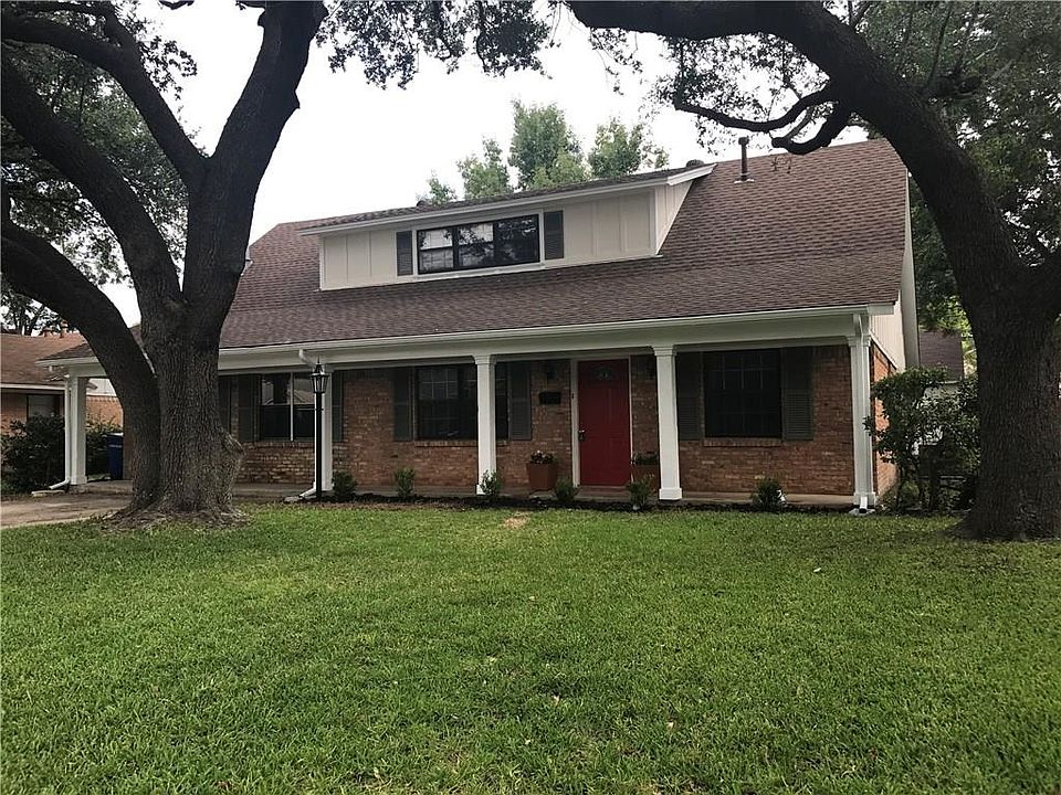 1st image of 1829 Gravley Dr