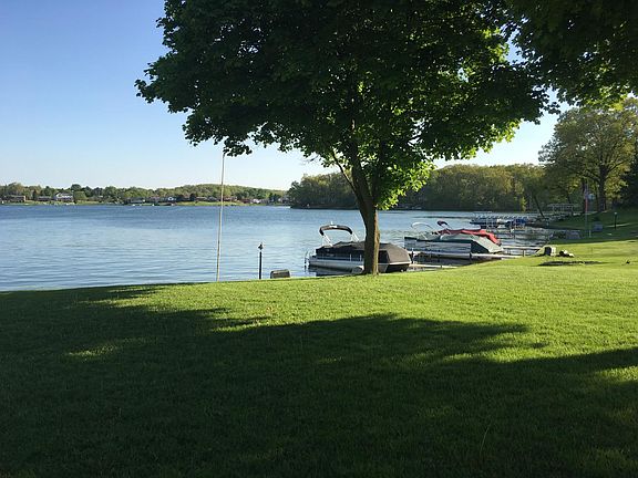 3rd image of 11651 N Lake Side Dr