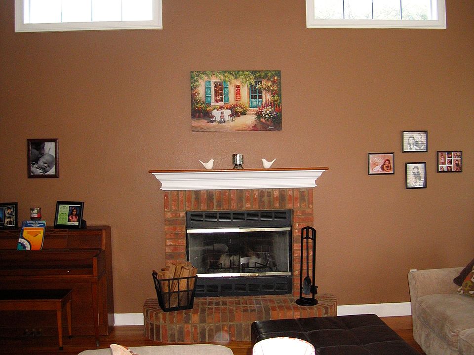 2nd image of 4828 SE 12th Pl