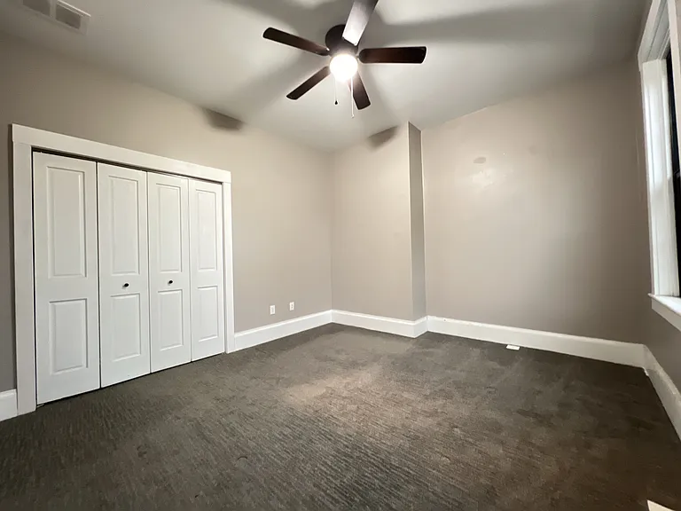 1228 Jackson St — Photo 16