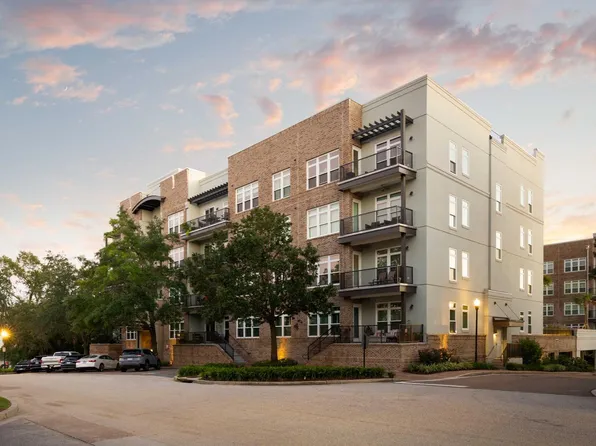 145 Pier View St Unit 404, Daniel Island, SC 29492