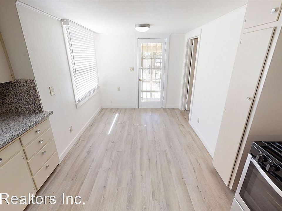 1st image of 35131 Avenue A