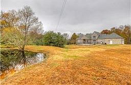 5th image of 2680 Fairfield Pk