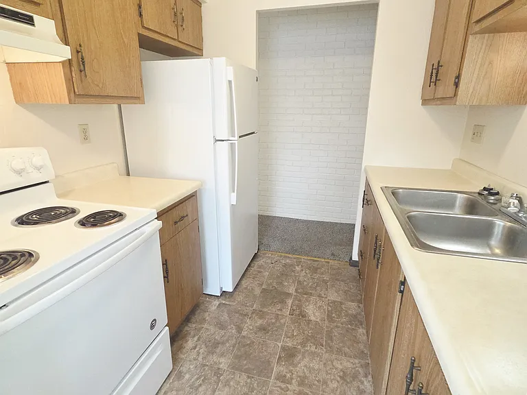 605 George St #107 — Photo 7