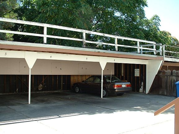 4th image of 571 S 7th St #5