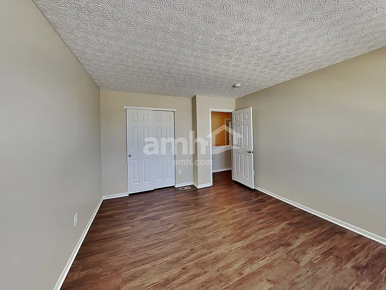 5979 Haydens Crossing Blvd — Photo 15