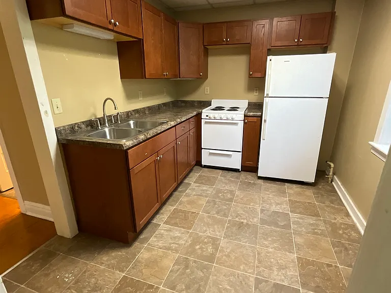 118-20 N 8th Ave E #120 — Photo 12