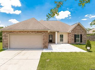 1521 S Sanctuary Ave, Gonzales, LA 70737