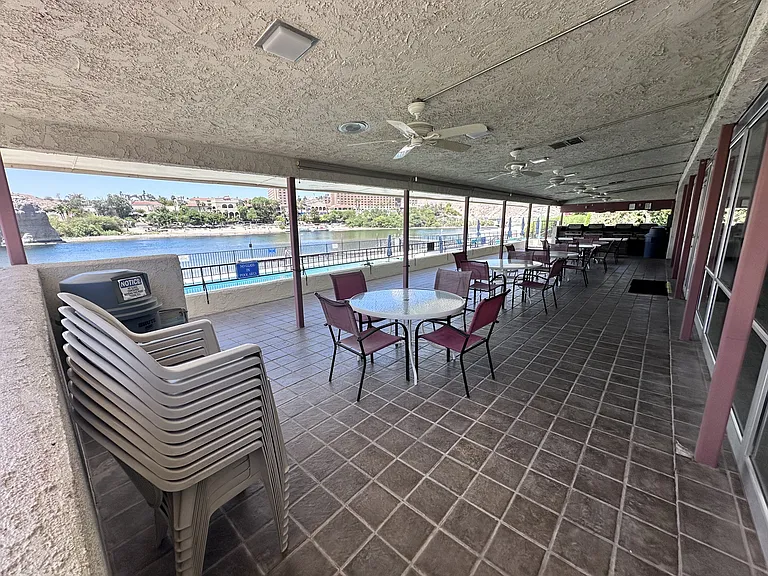 441 Moser Ave #C12 — Photo 16