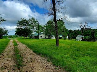 300 J W Reneau Rd, Livingston, TX 77351