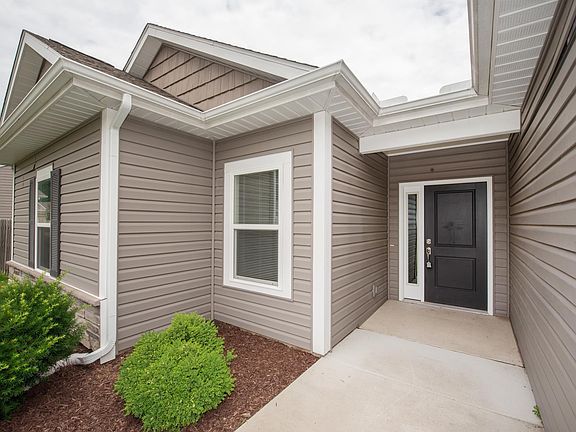 4th image of 3290 Mikkola Ct