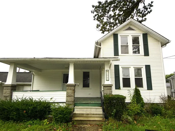 1045 Main St, Grafton, OH 44044