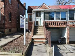 2910 163rd St, Flushing, NY 11358