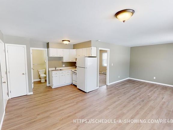2nd image of 403 E Park St #22