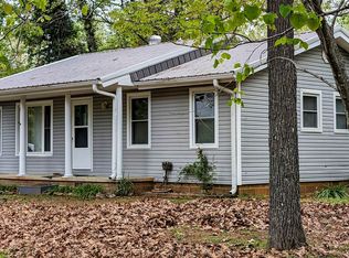 3 Dakota Dr, Cherokee Village, AR 72529