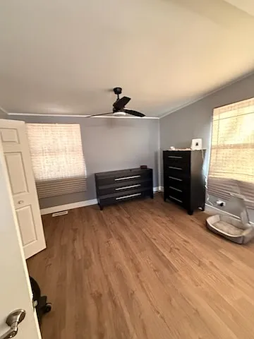 336 Oakwood St — Photo 11
