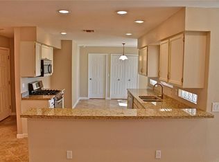 917 W Camino Delicias, Green Valley, AZ 85614
