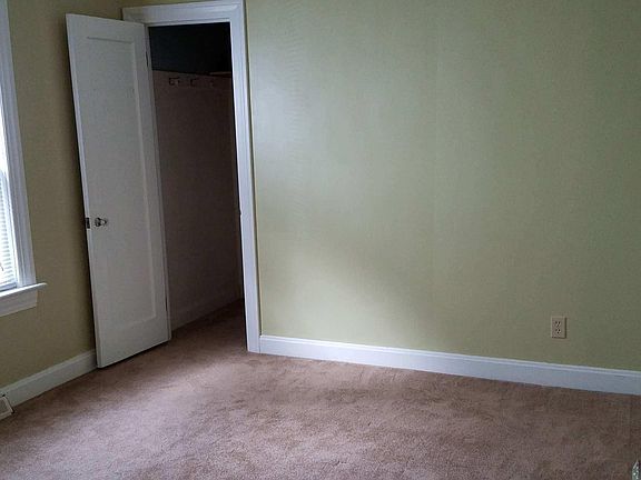 4th image of 1325 W 31st St