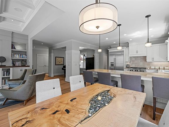 3rd image of 3380 Bradner Cir