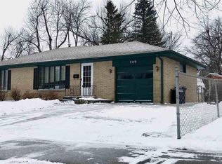 709 E Woodlawn Dr, Sioux Falls, SD 57105
