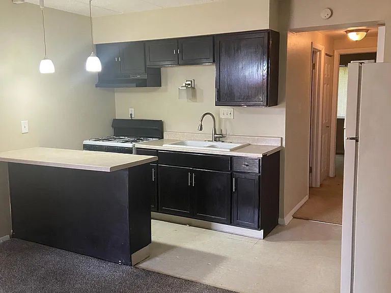 575 Anderson Ave #2 — Photo 2