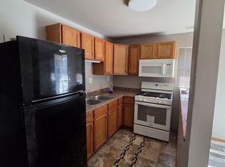 926 Greenwood Ave #2, Chicago Heights, IL 60411