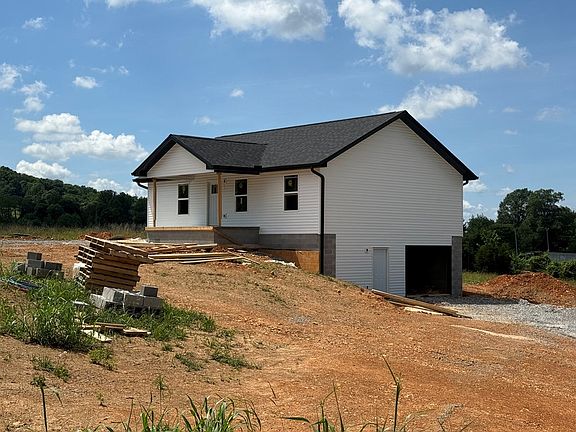 3rd image of 135 Conley Dr