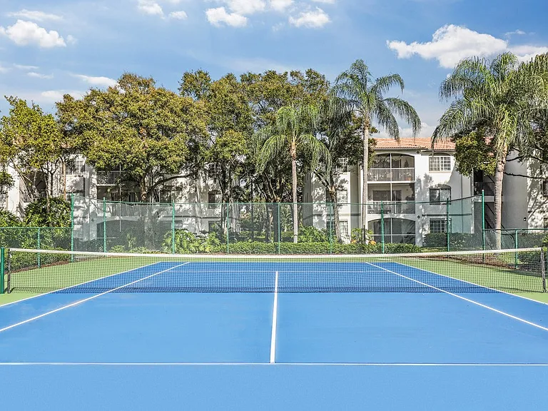 The Cove at Boynton Beach Apartments — Photo 10