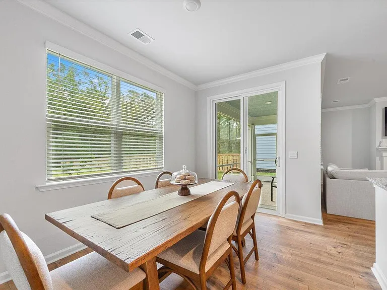 402 Oak View Way — Photo 19