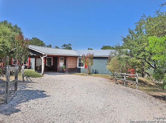 2nd image of 3360 County Road 265