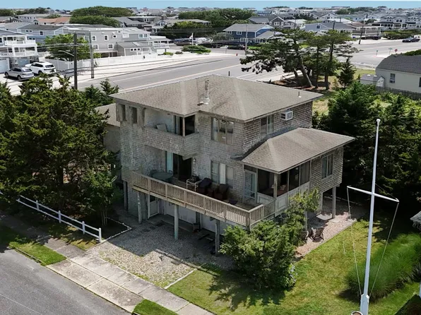 300 Norwood Ave, Beach Haven, NJ 08008