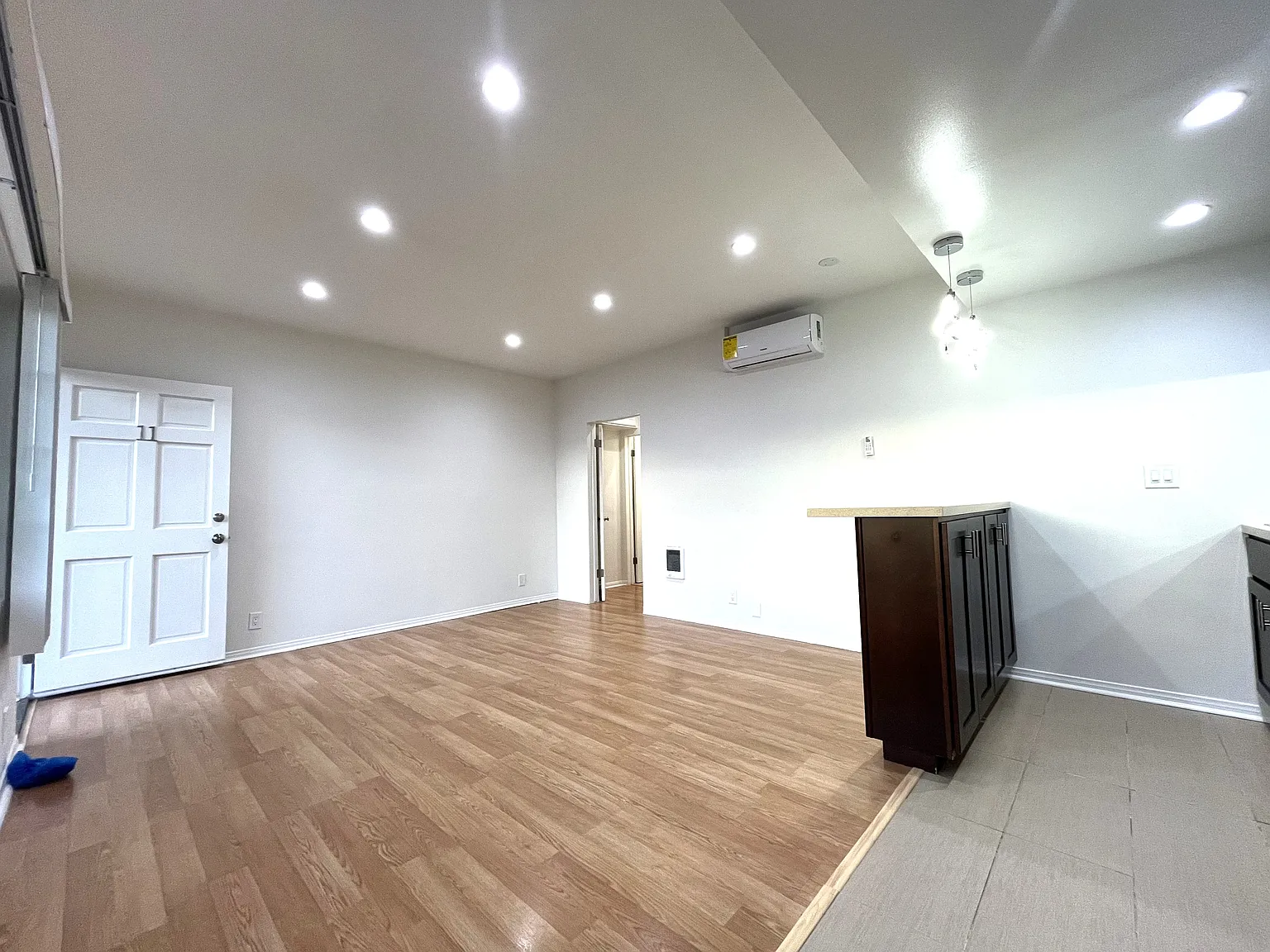 1 bed, $2,894 — Photo 4