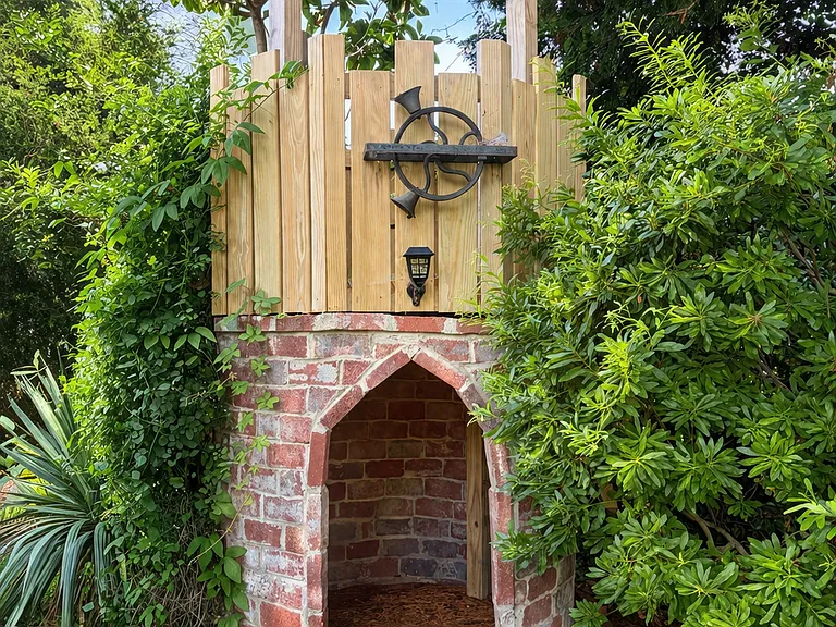 Garden castle