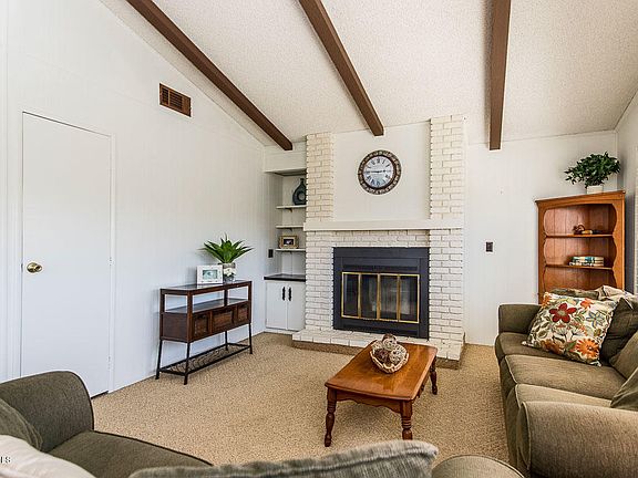 3rd image of 123 Poinsettia Gardens Dr #123