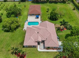 12851 Luray Rd, Southwest Ranches, FL 33330