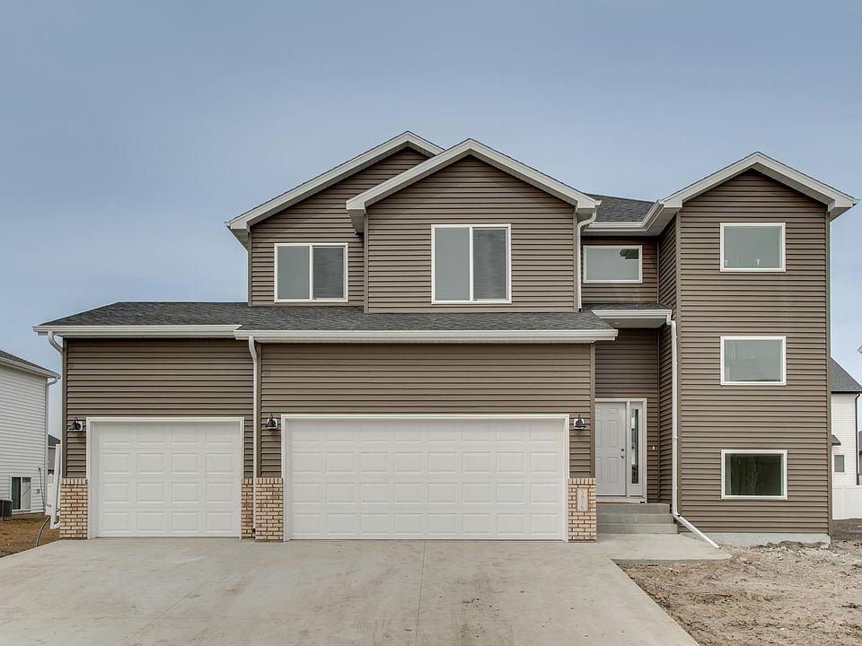 1st image of 5816 James Dr W