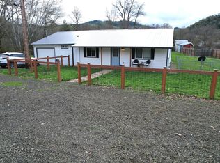 2531 Roberts Creek Rd, Roseburg, OR 97470