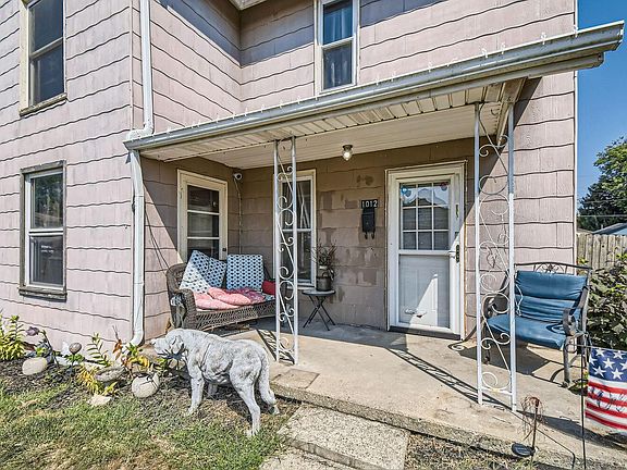 3rd image of 1012 Weiant Ave