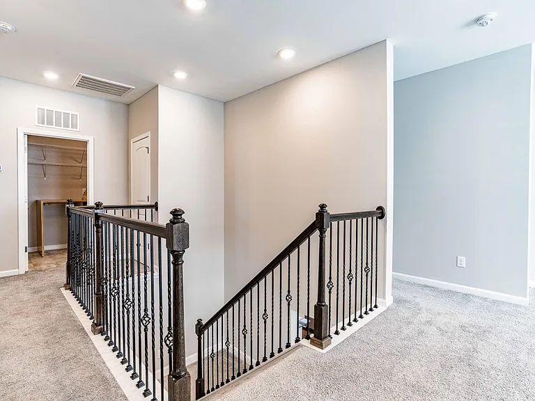 3409 Dover Wood Ln — Photo 23