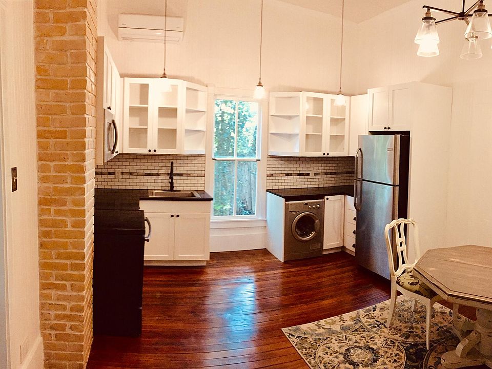 Brand new kitchen with European clothes washer/dryer