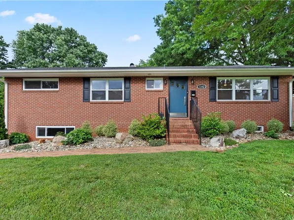 1342 Berwick Rd, Winston Salem, NC 27103