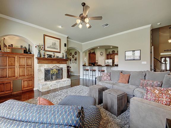 3rd image of 9609 Palmbrook Dr